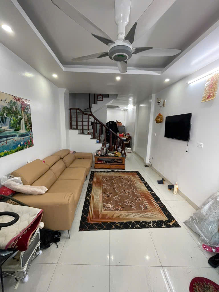 CỔ NHUẾ - SÁT PHỐ - 5M RA OTO TRÁNH - THANG MÁY - VỊ TRÍ HIẾM