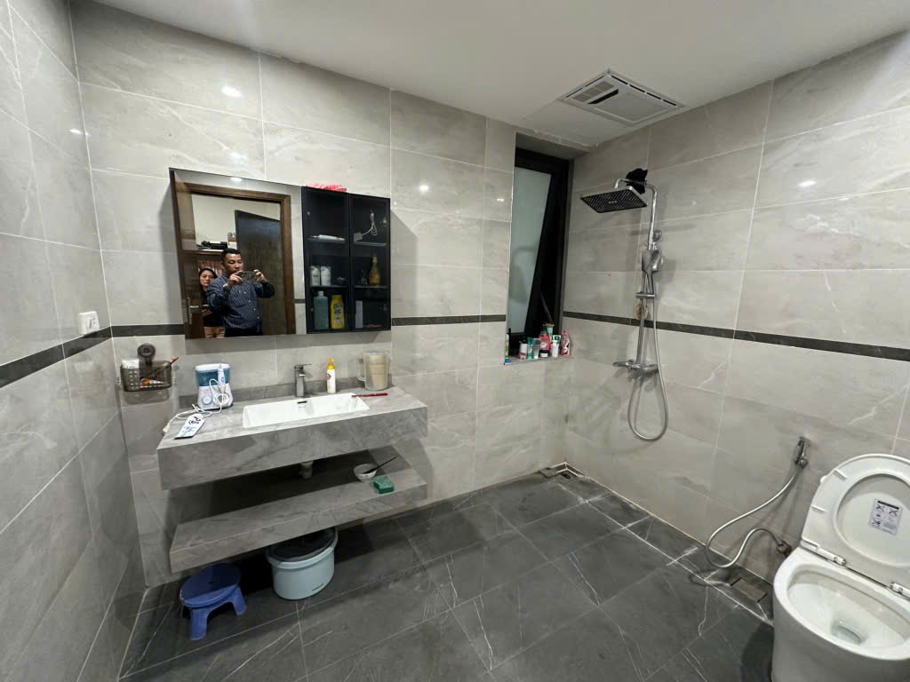 CỔ NHUẾ - SÁT PHỐ - 5M RA OTO TRÁNH - THANG MÁY - VỊ TRÍ HIẾM