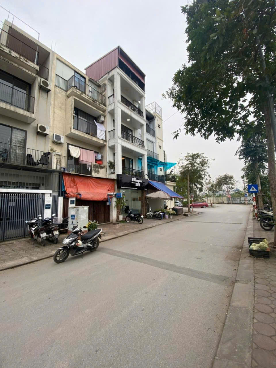 CỔ NHUẾ - LÔ GÓC - 2 MAT TIỀN - 1 MẶT PHỐ 60M - 1 MẶT NGÕ 6M