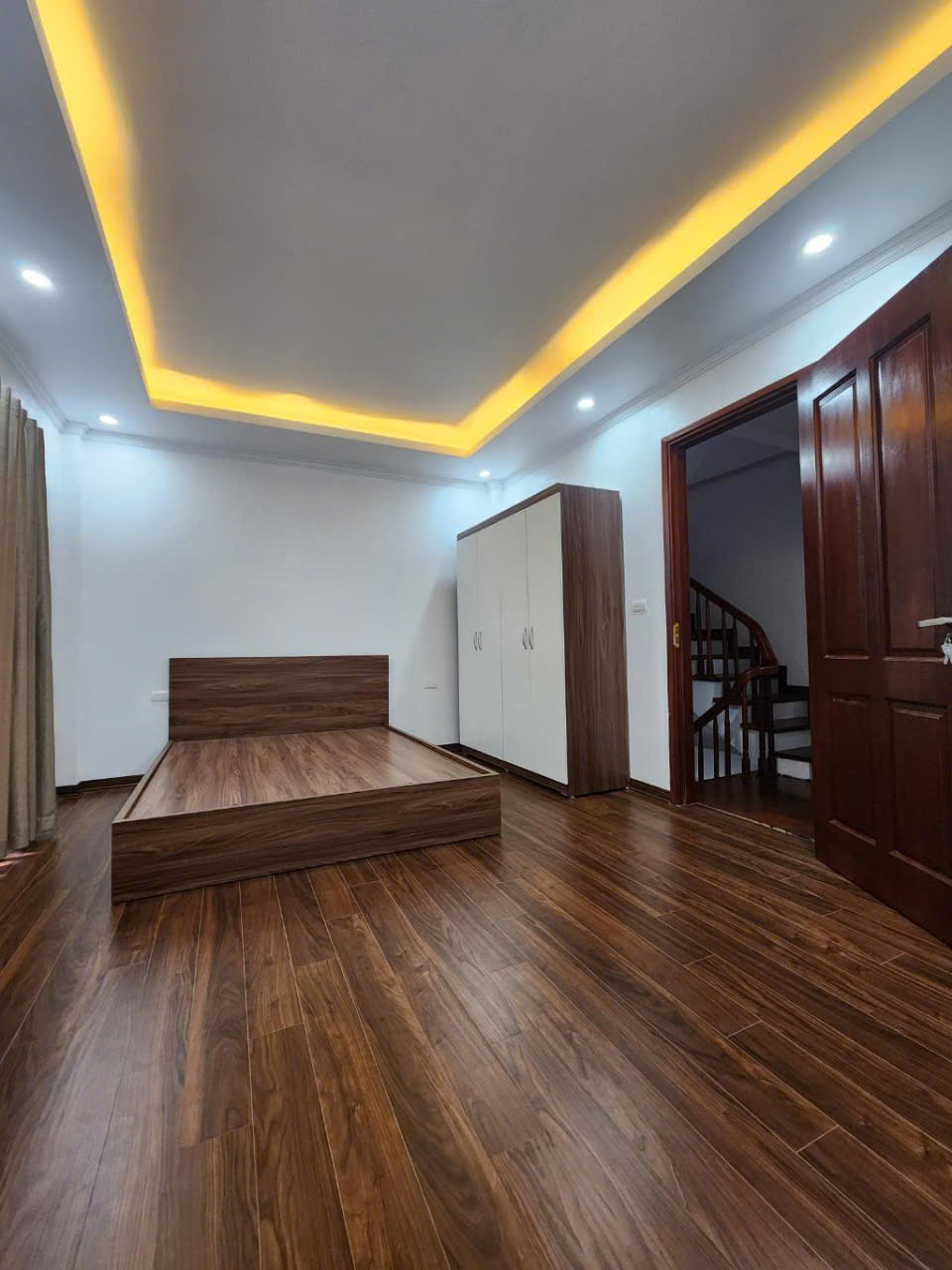 CỔ NHUẾ - 0TO ĐỖ CỬA - NHÀ MỚI