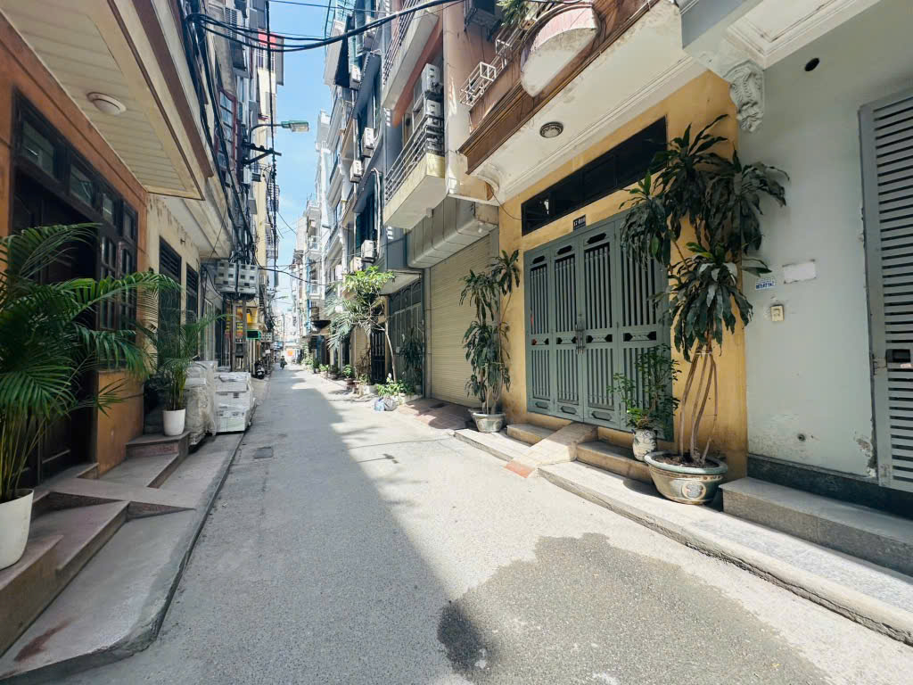 PHÚ DIỄN SIÊU HIẾM - LÔ GÓC 2 THOÁNG VĨNH VIỄN - TRƯỚC NHÀ Ô TÔ TRÁNH, DỪNG ĐỖ NGÀY ĐÊM