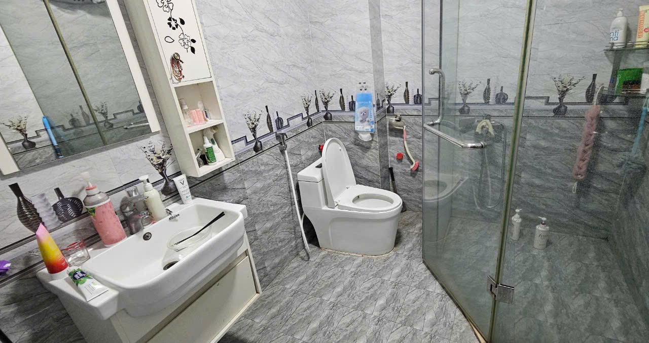 CẦU GIẤY - PHÂN LÔ - OTO TRÁNH DỪNG - HIẾM