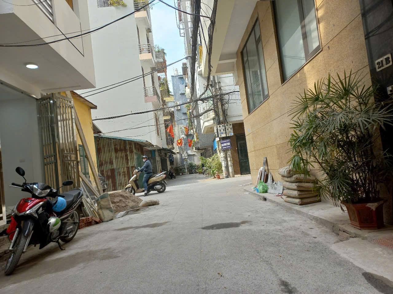 Bán gấp nhà hv tài chính - oto đỗ cửa - 50m ra phố