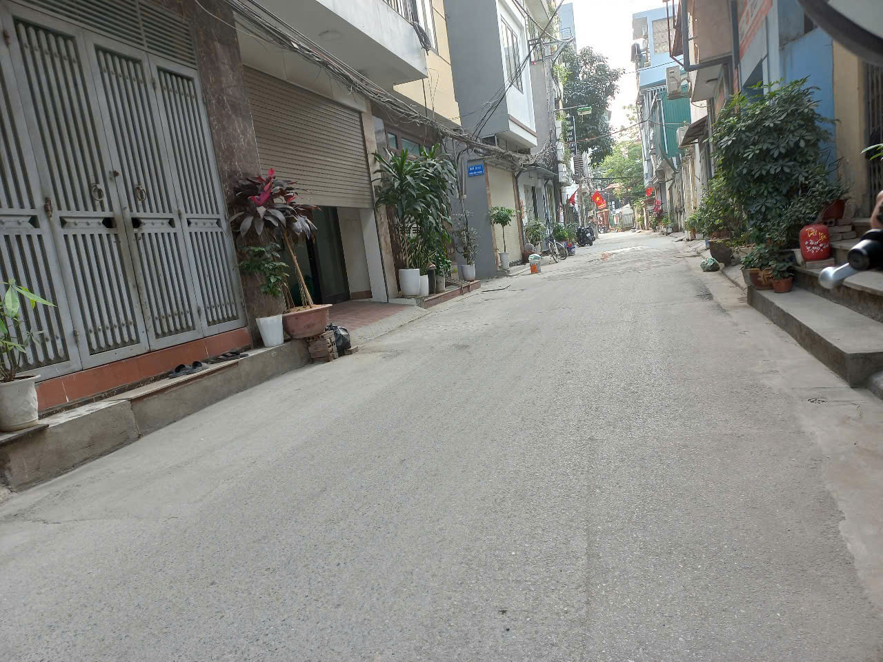 Bán gấp nhà hv tài chính - oto đỗ cửa - 50m ra phố