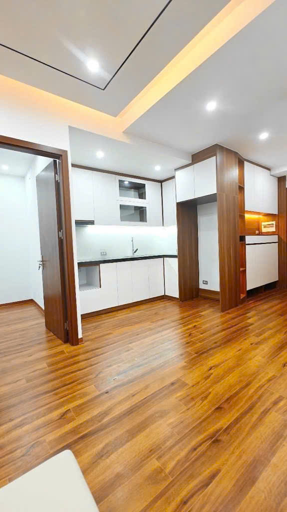 Bán gấp nhà hv tài chính - oto đỗ cửa - 50m ra phố