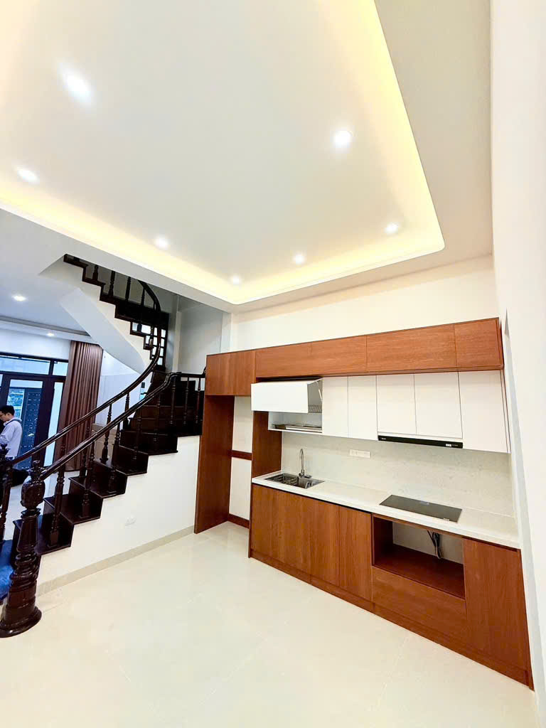 BÁN NHÀ CỔ NHUẾ MỚI TINH - FULL NỘI THẤT ĐẸP - Ở NGAY