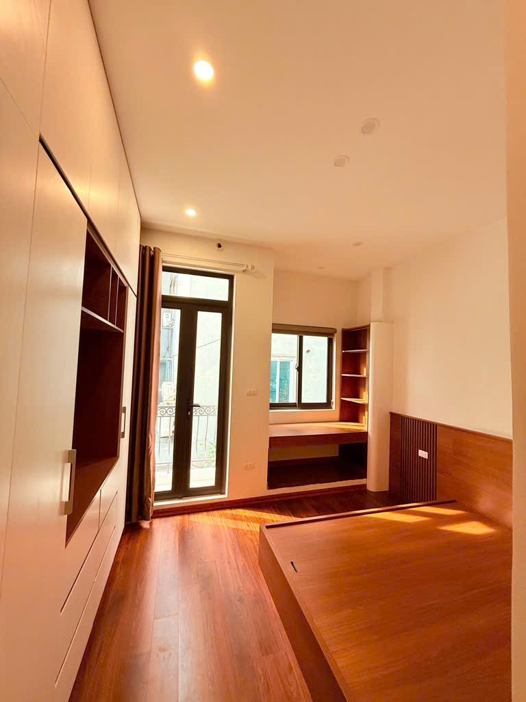 BÁN NHÀ CỔ NHUẾ MỚI TINH - FULL NỘI THẤT ĐẸP - Ở NGAY