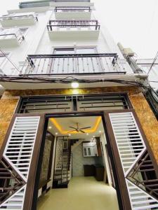 NHÀ ĐẸP Ở NGAY - CỔ NHUẾ - 38m2