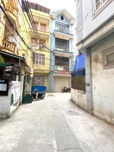SIÊU PHẨM PHẠM VĂN ĐỒNG - LÔ GÓC - 2 OTO TRÁNH XUNG QUANH