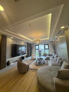 CẦU GIẤY - CCCC - HIẾM - MỚI FULL NỘI THẤT XỊN