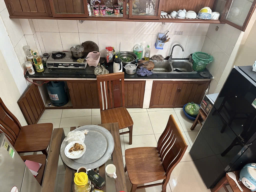 Nguyễn Văn Cừ Gia Thụy Long Biên, 44 m, 6 tầng.