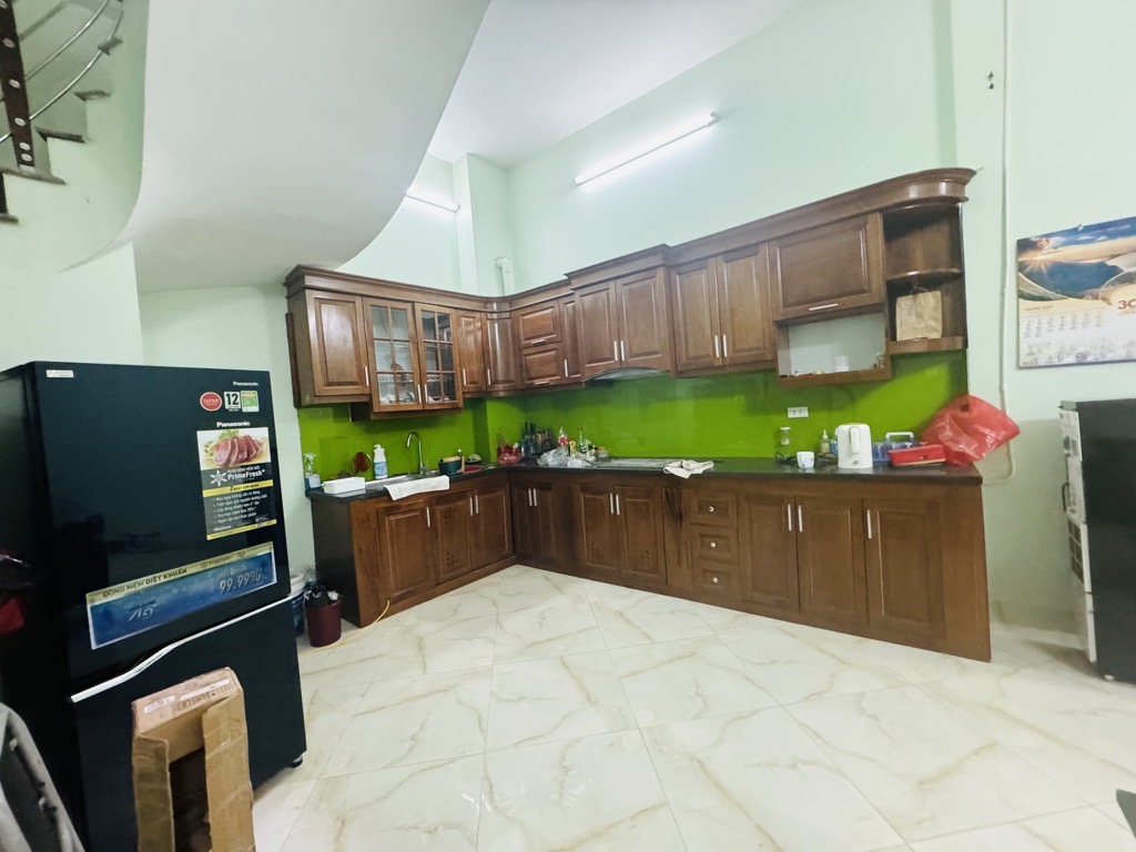 Chưa đến 7 tỷ, Nhà đẹp 42m2 Bắc Từ Liêm, Taxi đỗ cổng, Gần phố, An sinh tốt, Ở ngay