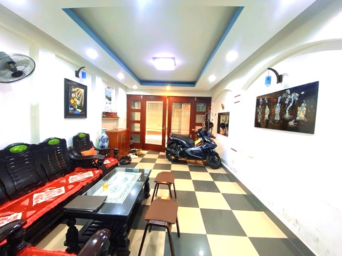 Hiếm, Nhỉnh 7 tỷ, Nhà đẹp 48m2 Bắc Từ Liêm, Oto đỗ cửa, vào nhà, An sinh tốt, Ở ngay