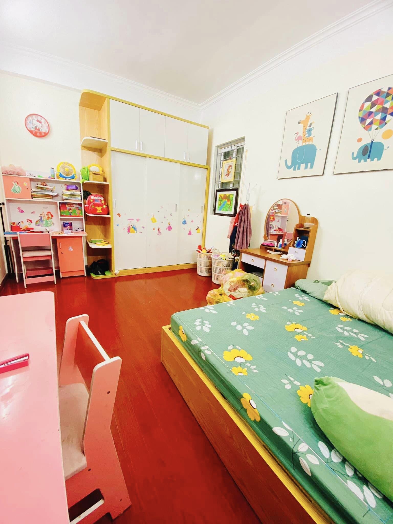 Bán nhà 5 tầng mặt đường Phương Canh, Nam Từ Liêm, Ôtô tránh, Đầy đủ tiện ích, Nhà đẹp, Kinh doanh tốt