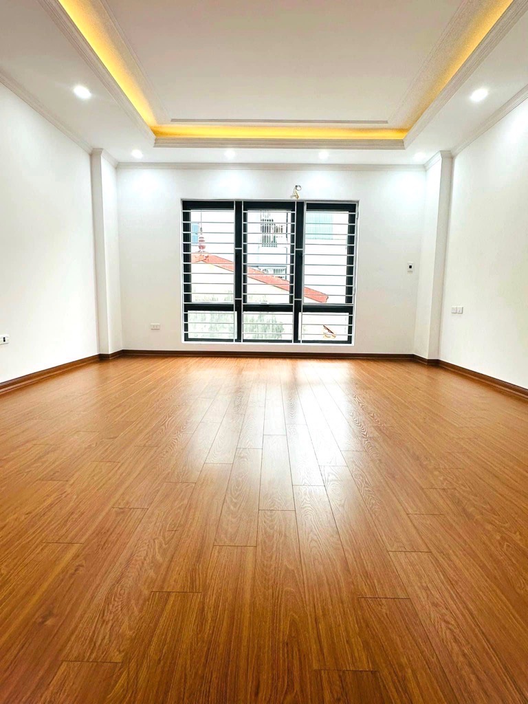 Bán nhà 6 tầng thang máy phố Trần Cung, Ngõ nông rộng, 30m ra mặt phố, An sinh tốt, Nhà đẹp ở luôn