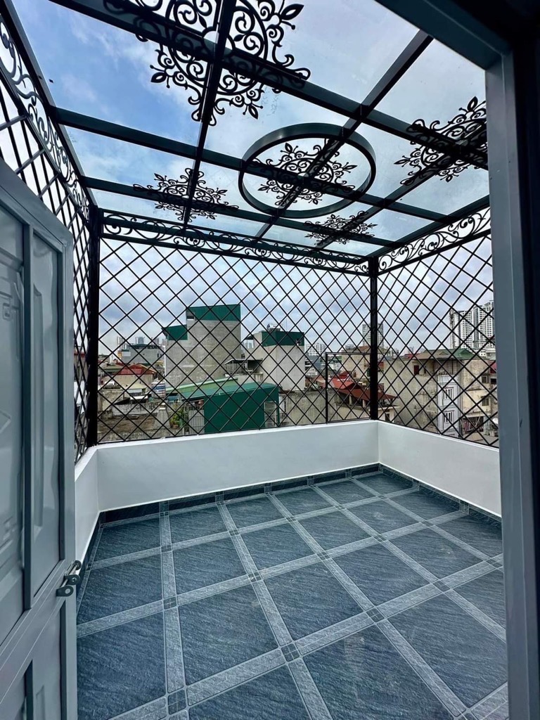 Bán nhà 6 tầng thang máy phố Trần Cung, Ngõ nông rộng, 30m ra mặt phố, An sinh tốt, Nhà đẹp ở luôn