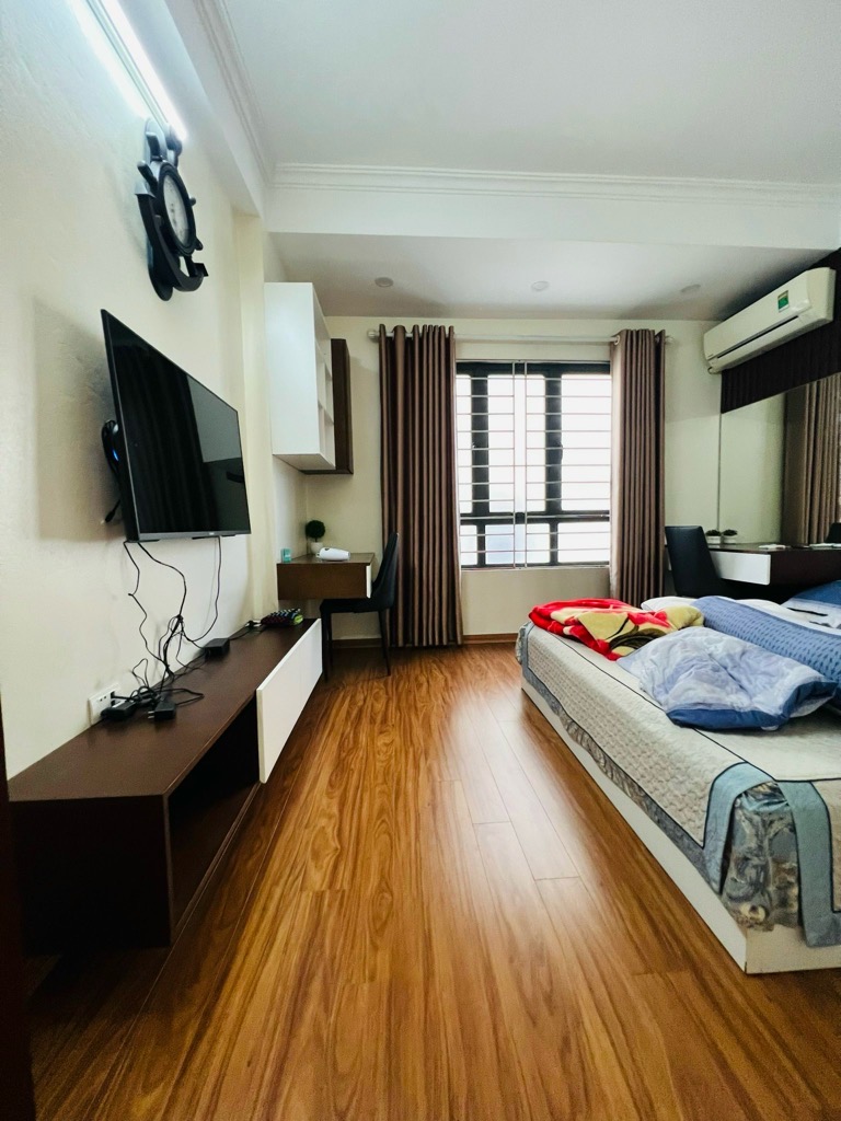 Bán nhà 42m2 quận Nam Từ Liêm chỉ 7.x tỷ, Lô góc, Gần oto, Đầy đủ tiện ích, Tặng full nội thất