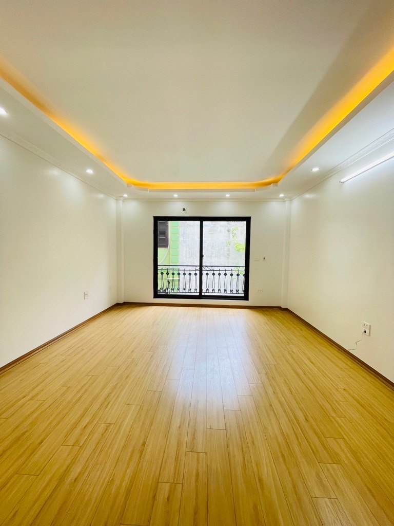 Bán nhà 6 tầng thang máy 41m2 quận Nam Từ Liêm, Gần oto, Nhà mới đẹp, Ở ngay