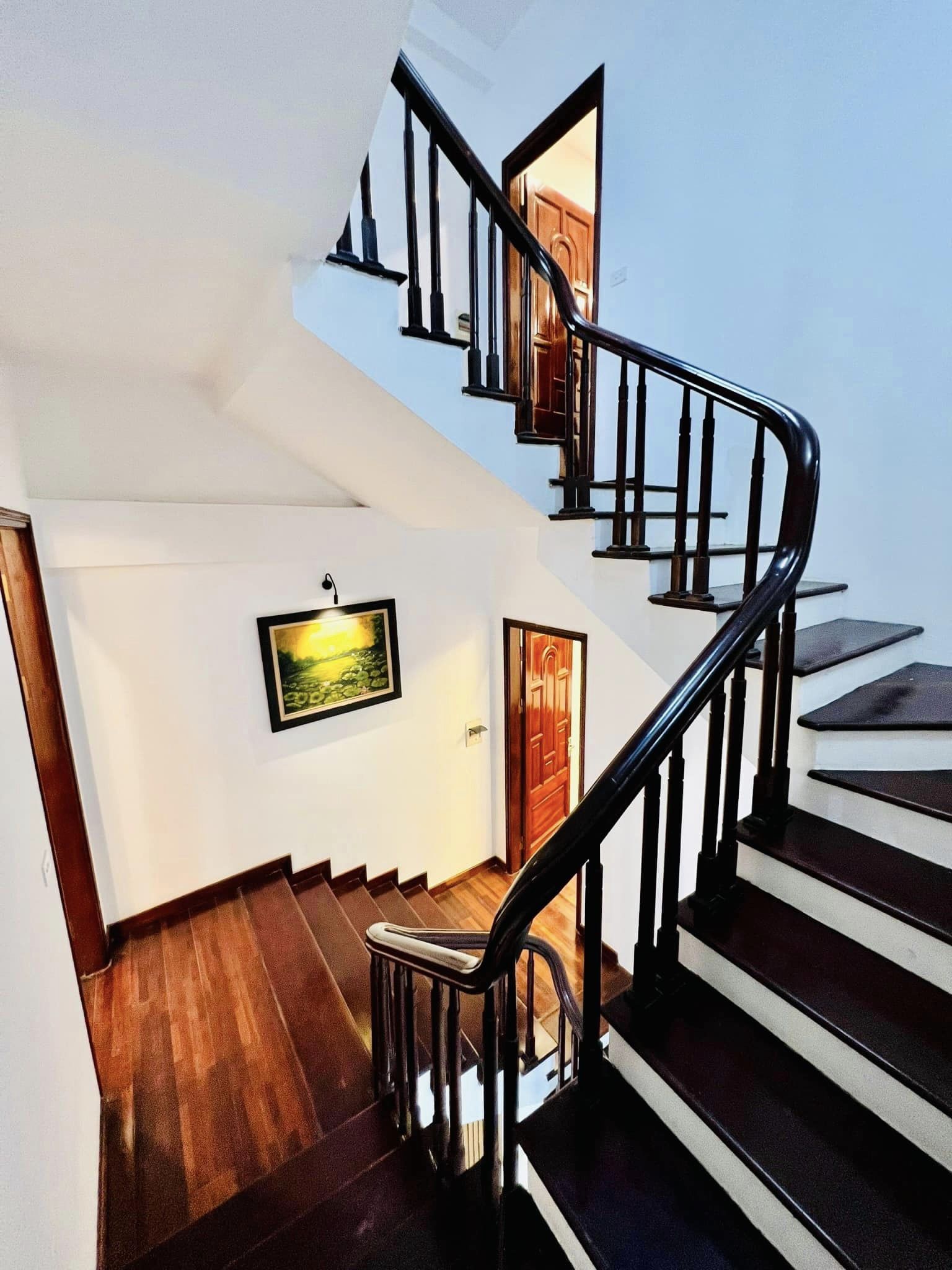 Bán nhà 45m2 chỉ nhỉnh 7 tỷ quận Nam Từ Liêm, Ngõ rộng thông thoáng, Đầy đủ tiện ích, Nhà đẹp ở ngay