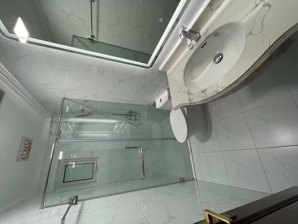 Bán nhà 50m2, 6 tầng thang máy Lạc Long Quân, Oto đỗ cửa, Thang máy, Ngõ thông, 2 thoáng, Ở hoặc cho thuê