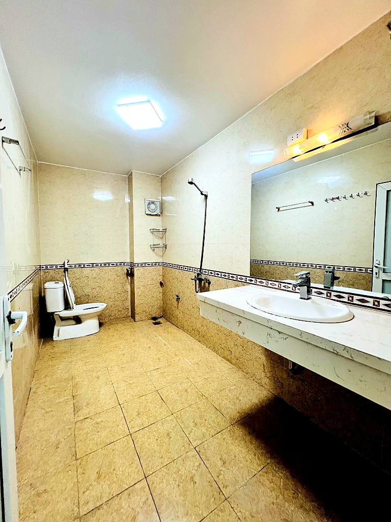Bán nhà 44m2 phố Xuân Đỉnh chỉ nhỉnh 8 tỷ, 10m ra oto, Gần phố, Full nội thất, Ở ngay