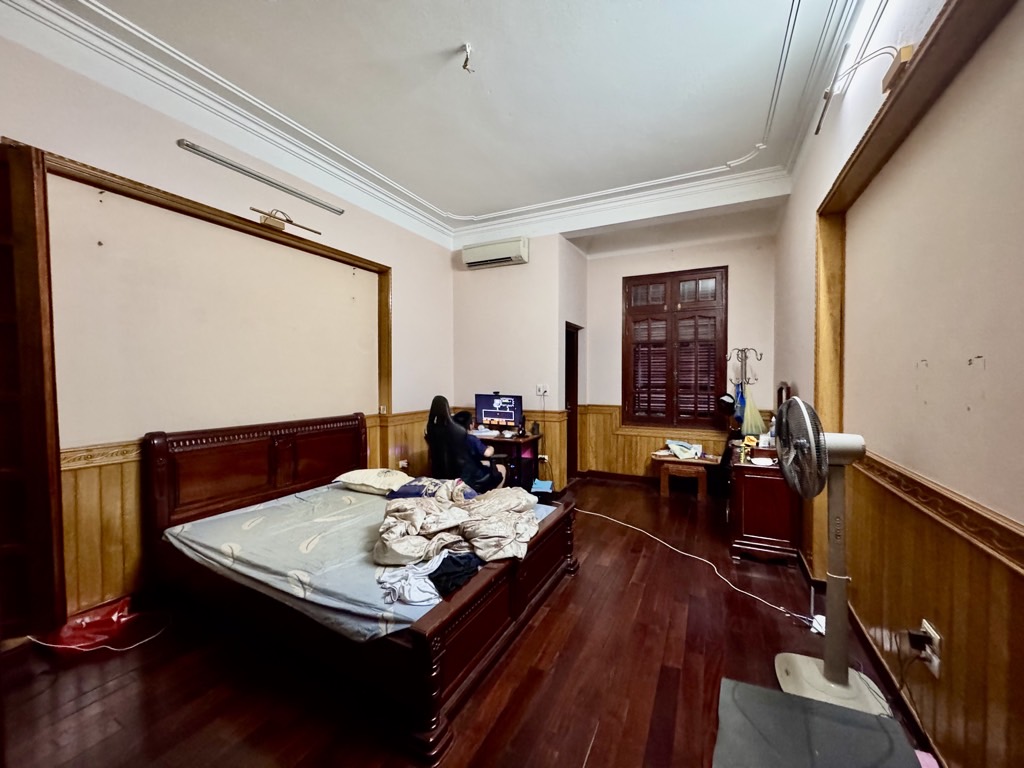 Bán nhà Phú Diễn, Phân lô, Oto đỗ cửa, 2 thoáng, Ngõ thông, Kinh doanh, 54m2, Chỉ nhỉnh 9 tỷ