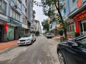Bán nhà 5 tầng 41m2 Phú Diễn, Gần oto, An sinh tốt, Full nội thất, Nhà đẹp ở ngay chỉ nhỉnh 7 tỷ