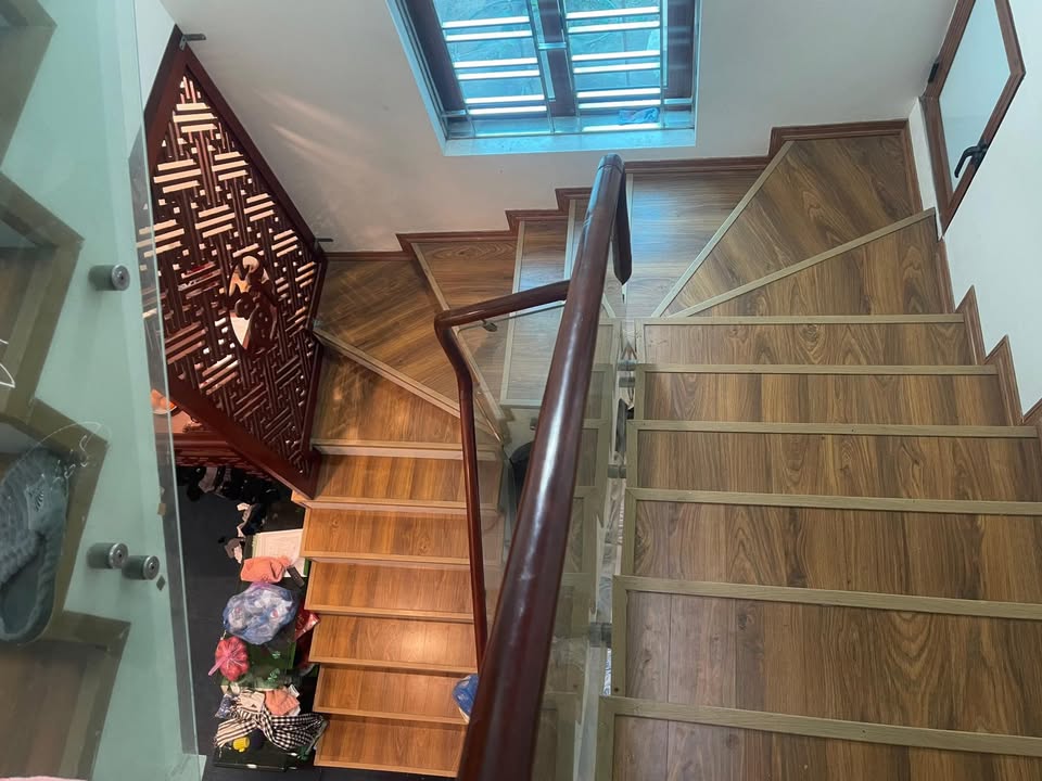 Tiền Phong - Mê Linh diện tích 65m2 full thổ, sẵn nhà 3 tầng đẹp, hiện đại.