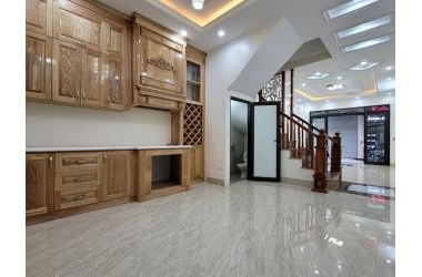 Mặt ngõ 133 Thái Hà 56m 4T MT4m giá 15.8 tỷ