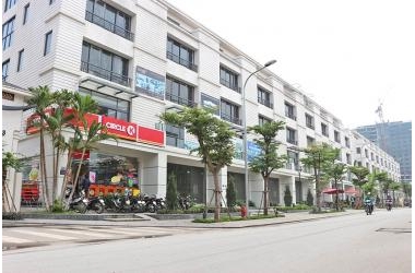 BIỆT THỰ NHÀ VƯỜN GIỮA TRUNG TÂM TP 3 MẶT TIỀN 150M2,6T,MT7M VIEW VƯỜN HOA THANG MÁY BỂ BƠI GIÁ 27.5T