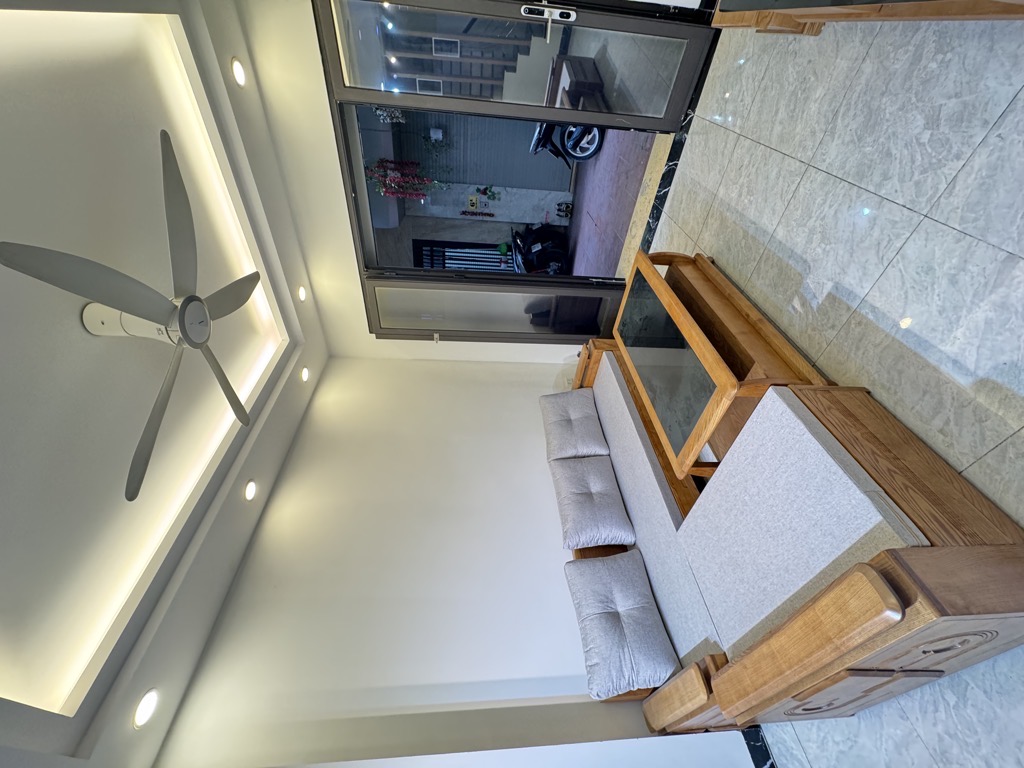 Bán nhà Siêu Đẹp phố Ngọc Thuỵ - Full nội thất