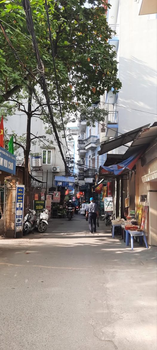 NHÀ PHÂN LÔ PHÙNG KHOANG DÂN TRÍ CAO giá 32,5 tỷ