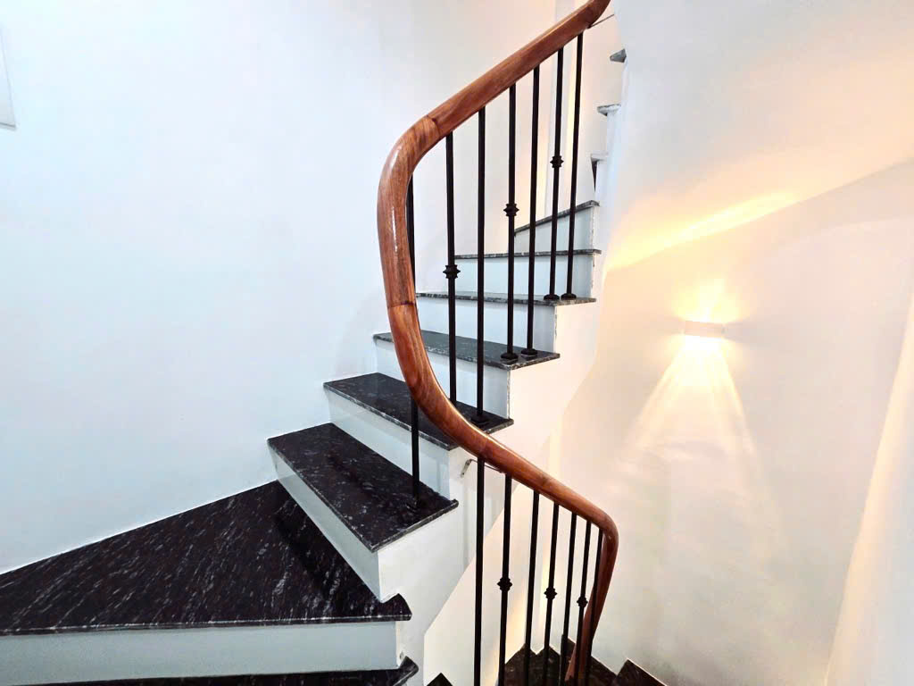 BÁN NHÀ ĐỨC DIỄN – NHÀ 5 TẦNG ĐẸP LONG LANH – NGÕ RỘNG THOÁNG – DÒNG TIỀN ỔN ĐỊNH – PHÁP LÝ RÕ RÀNG - 46M2 – HƠN 8 TỶ