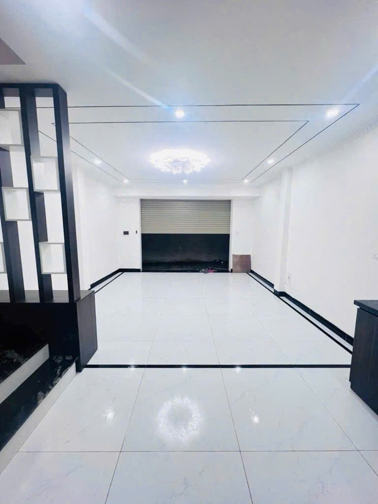 BÁN NHÀ MỚI VĂN TRÌ- NHÀ MỚI TINH 5 TẦNG – HƠN 30M2 – NHỈNH 6 TỶ - Ô TÔ ĐỖ