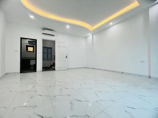 NHÀ MẶT CHỢ NGỌC HỒI - TRỤC CHÍNH, MẶT PHỐ - KINH DOANH ĐỈNH CAO - BUÔN BÁN GÌ CŨNG DỄ, 42M2