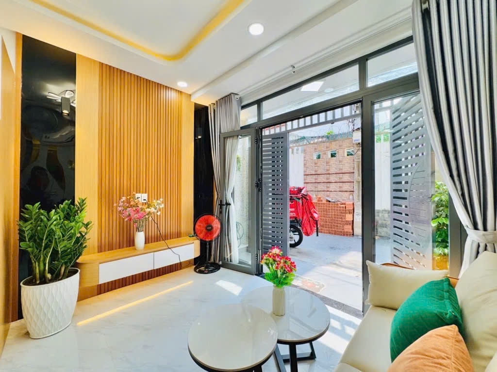 BÁN NHÀ ĐÓN TẾT, HXH QD LÊ QUANG ĐỊNH - GÒ VẤP, DT 40M2, 2 Tầng, Vào ở ngay, Nhỉnh 5 tỷ