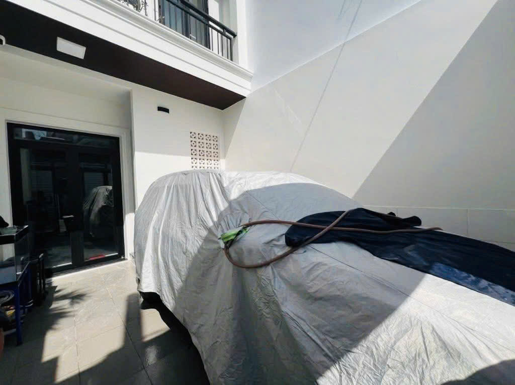 [Hiếm] Ôtô ngủ nhà - Gần Đại học Hoa Sen,  FPT - 110m2, 4 tầng, sân thượng - Chỉ 5.x tỷ BL