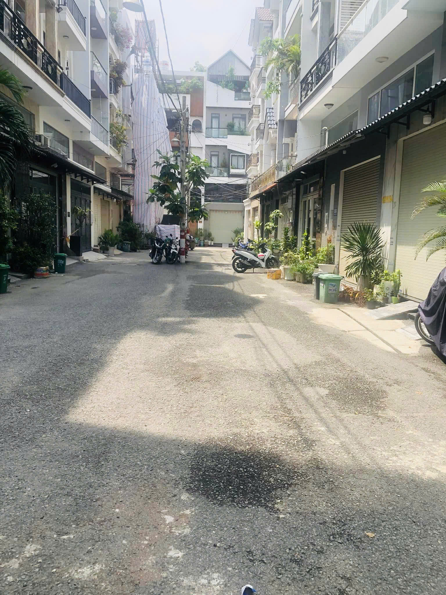 [Hiếm] Ôtô ngủ nhà - Gần Đại học Hoa Sen,  FPT - 110m2, 4 tầng, sân thượng - Chỉ 5.x tỷ BL