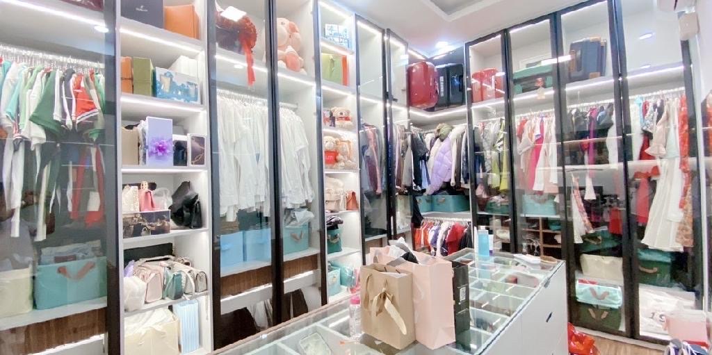 Nhà 2 Tầng Siêu Rộng ngay tt Quận 7, Nội thất đẹp lung linh