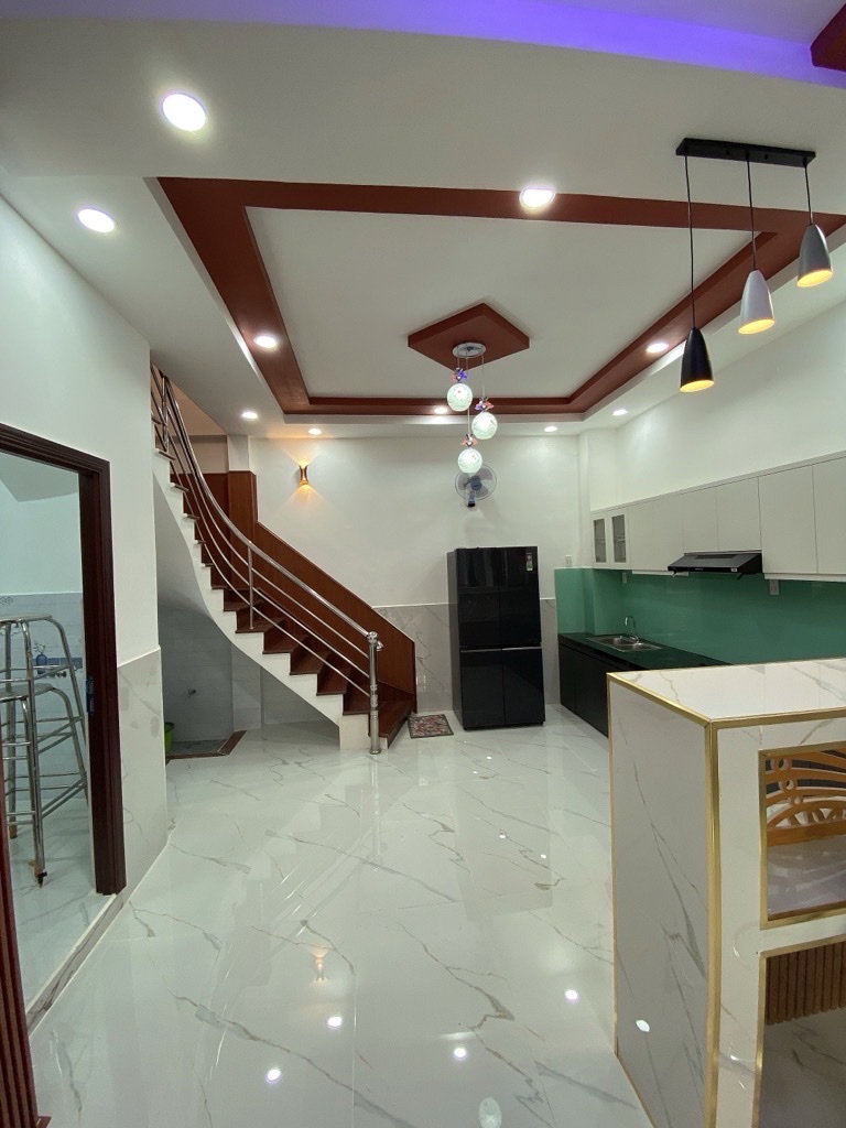 Bán nhà căn nhà ĐẸP 2 Tầng Nở Hậu hơn 7m, Trần X Soạn Quận 7