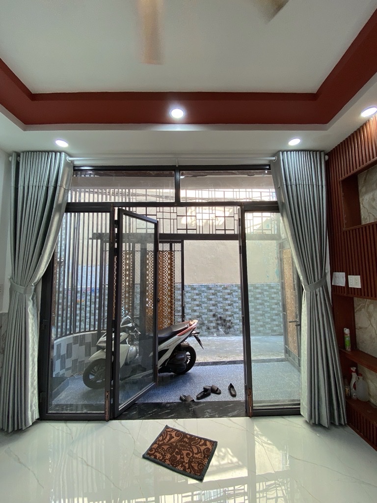 Bán nhà căn nhà ĐẸP 2 Tầng Nở Hậu hơn 7m, Trần X Soạn Quận 7