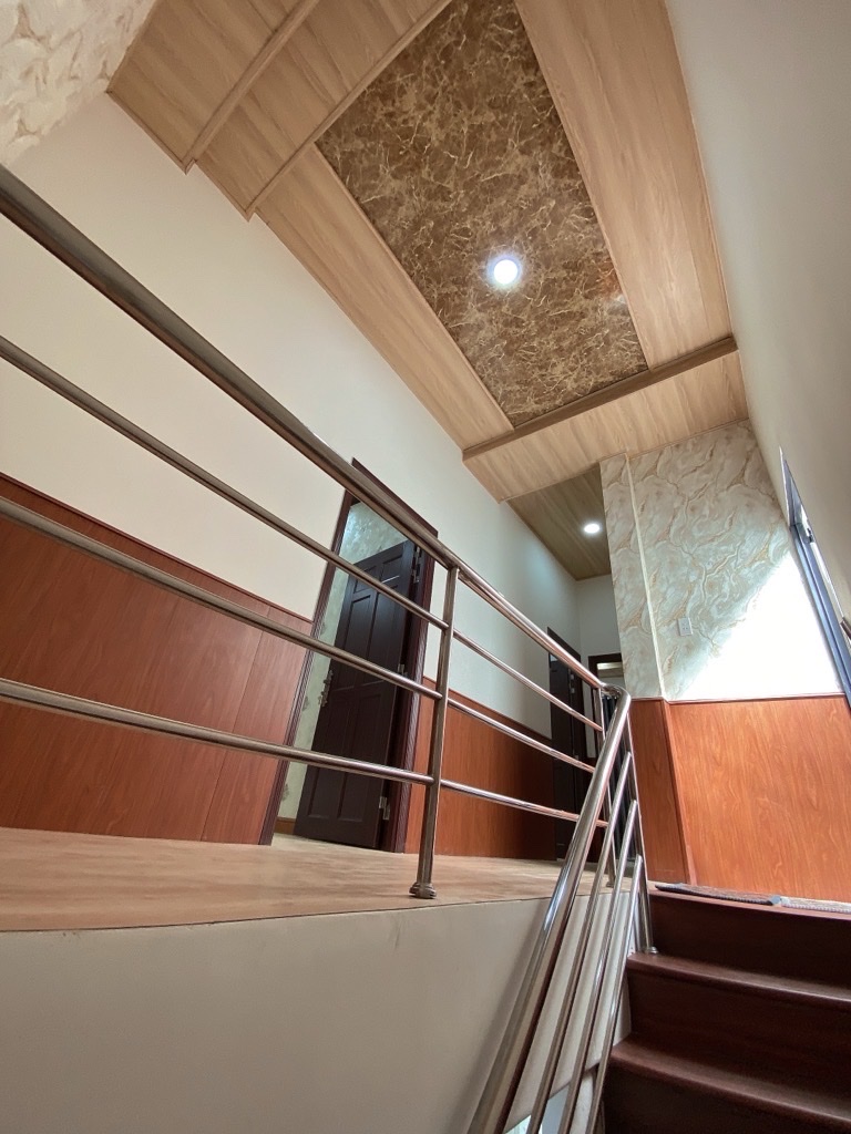 Bán nhà căn nhà ĐẸP 2 Tầng Nở Hậu hơn 7m, Trần X Soạn Quận 7