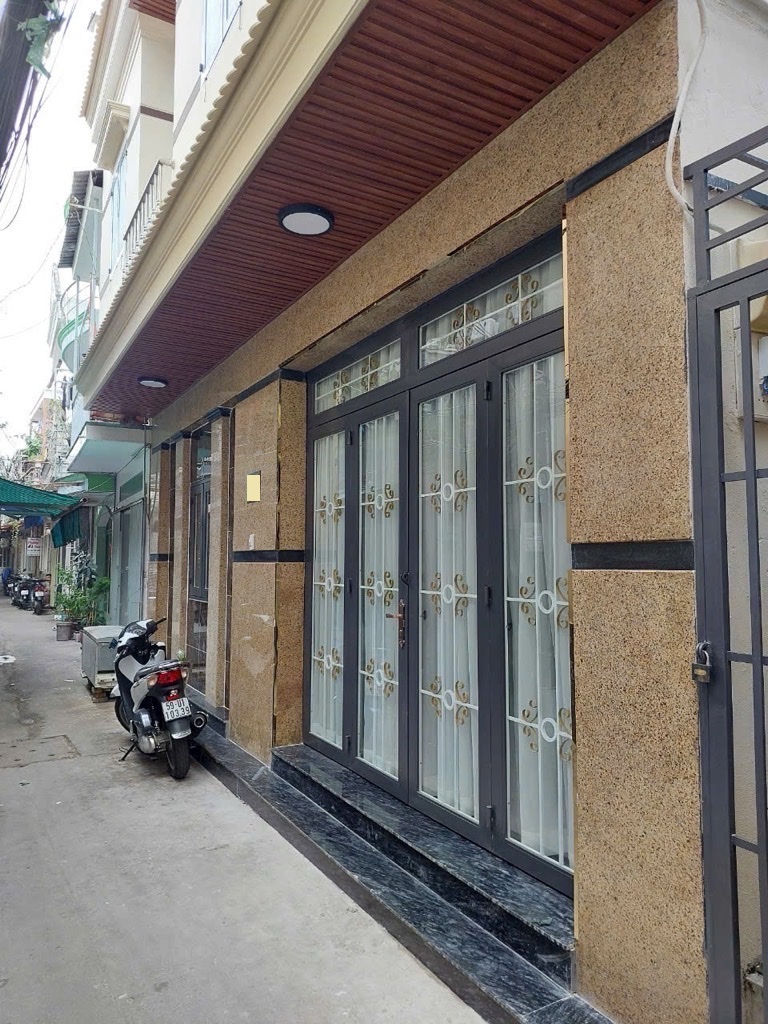 Bán nhà 3 Tầng full nội thất cao cấp vào ở ngay, Nhà rất rộng 4PN Quận 7