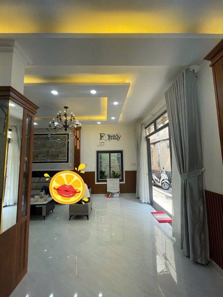 Bán nhà 3 Tầng full nội thất cao cấp vào ở ngay, Nhà rất rộng 4PN Quận 7