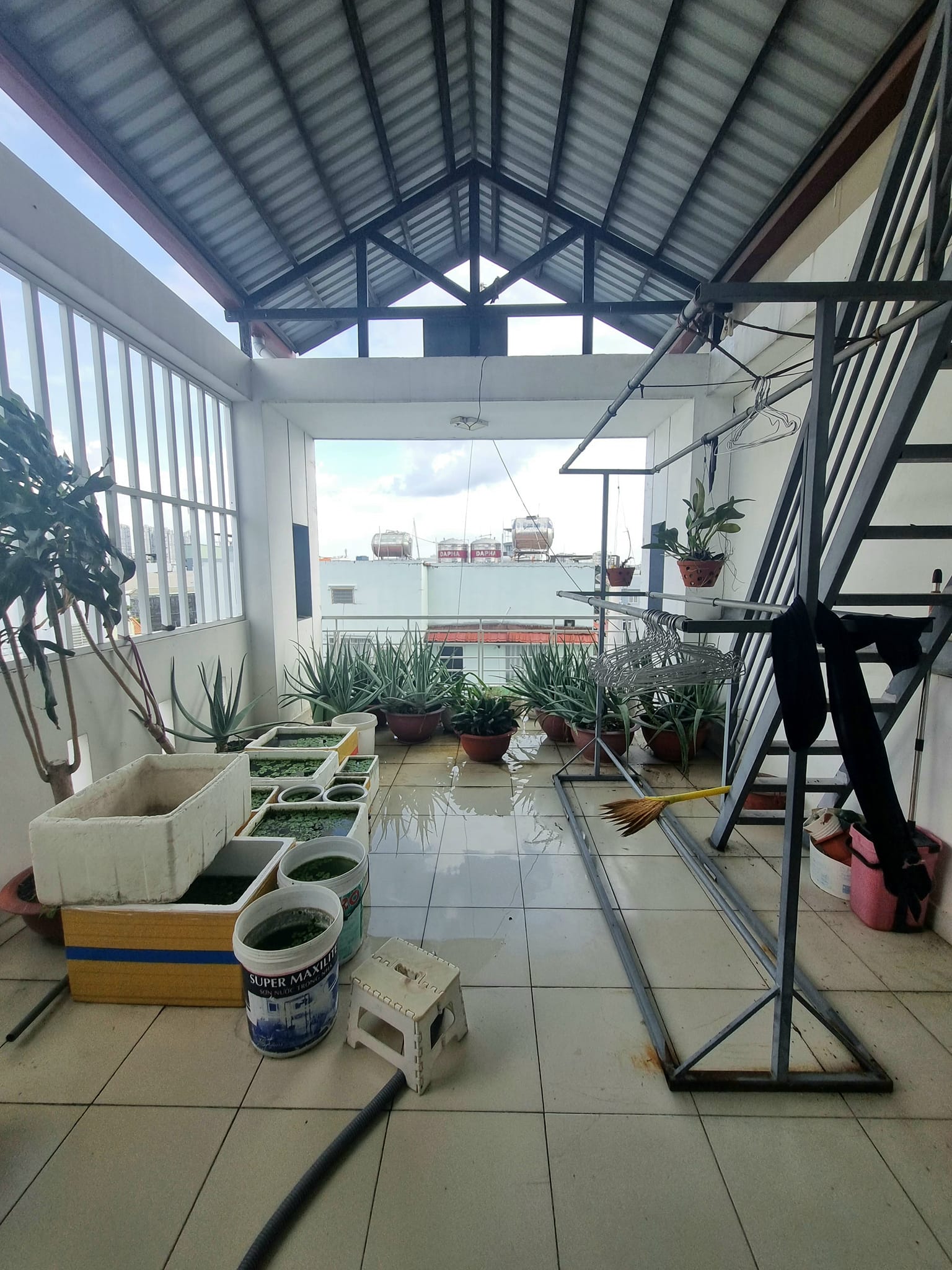 Nợ ngân hàng bán GẤP nhà 5 Tầng Hẻm ôtô 6m, liền kế Quận 1