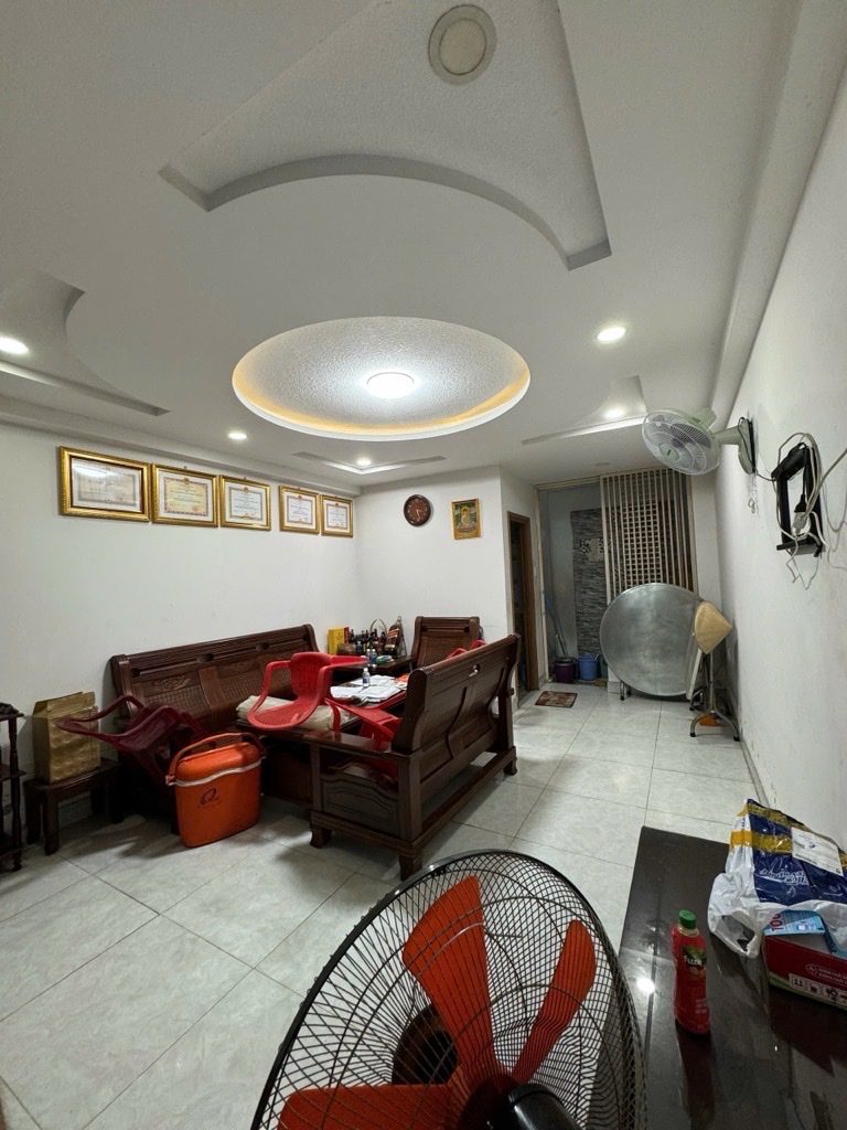 Bán nhà 6 Tầng Nội Thất cao cấp, Hẻm Ôtô 5m tt Quận 8, hàng xóm Quận 1