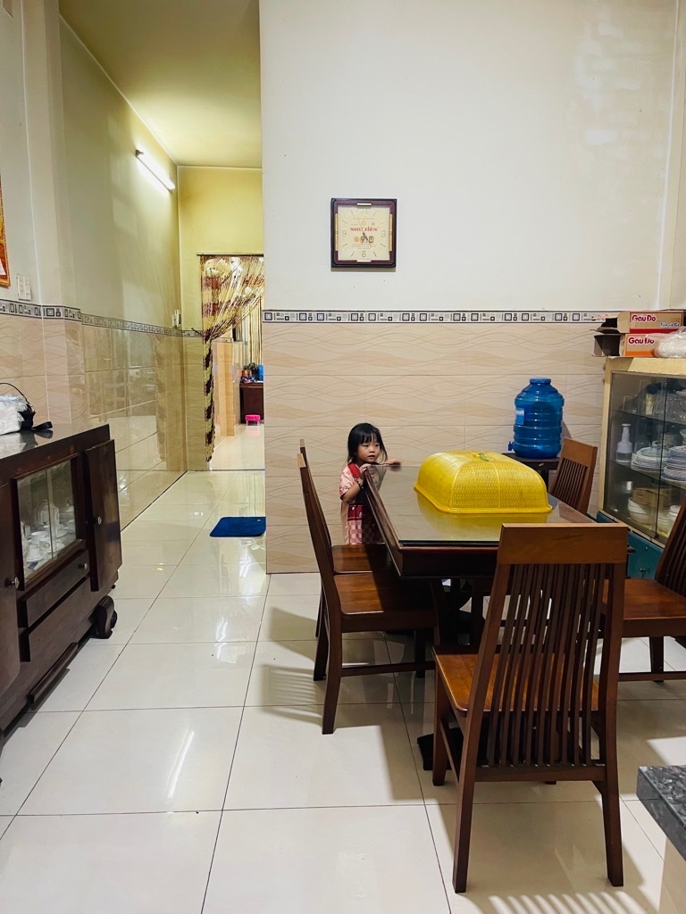 Bán nhà mặt tiền Hẻm xe hơi cực sầm uất Quận 8, rộng 3 Tầng kiên cố