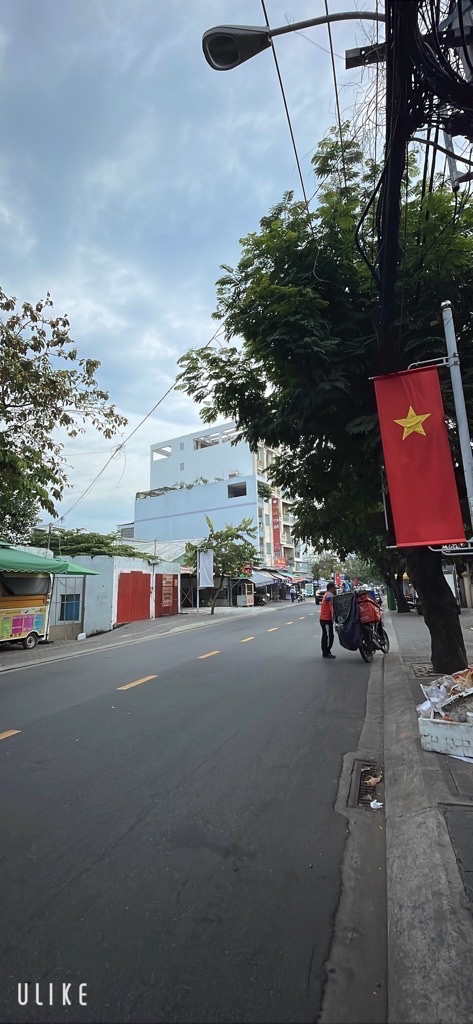 Bán nhà MT trung tâm Quận 7 giáp Phú Mỹ Hưng, cực sầm uất