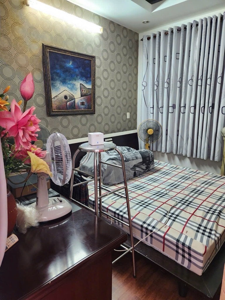 Bán nhà MT Nở Hậu 4 Tầng Quận 7 gần siêu thị Lotte Mart, Nhà còn mới ở ngay
