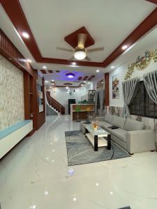 Bán nhà căn nhà ĐẸP 2 Tầng Nở Hậu hơn 7m, Trần X Soạn Quận 7